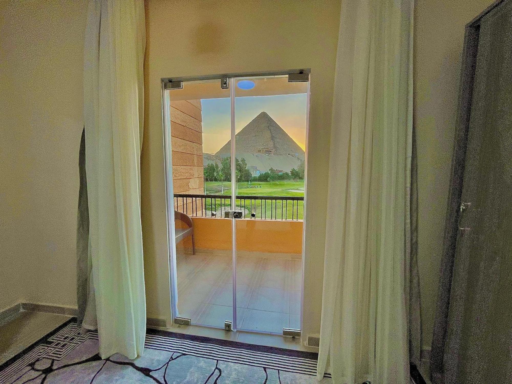 Glamour Pyramids View Kafrat al Jabal Bagian luar foto